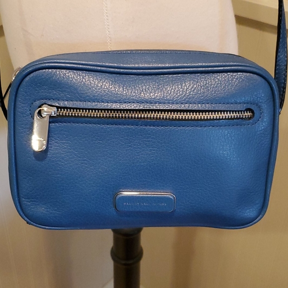 Marc By Marc Jacobs Handbags - Marc Jacobs leather crossbody